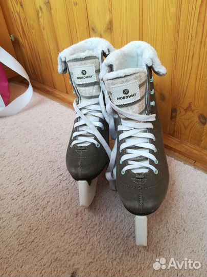 Коньки фигурные