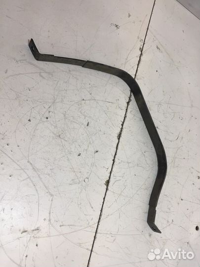 Лента крепления бензобака правая (Kia Soul)