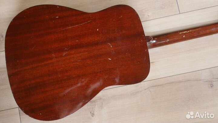 Дредноут Yamaha FG200, made in Japan