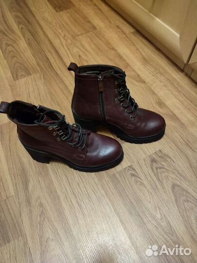 Ботинки женские