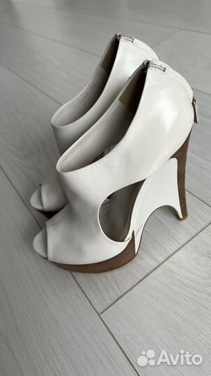 Ботильоны Gucci