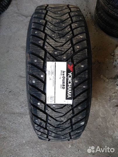 Yokohama IceGuard Stud IG65 285/45 R22 114T