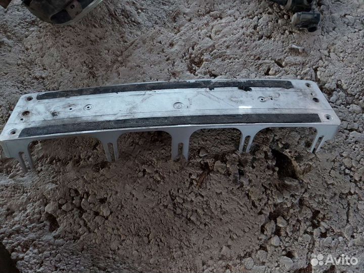 Накладка переднего номера на Mercedes w215 CL 500