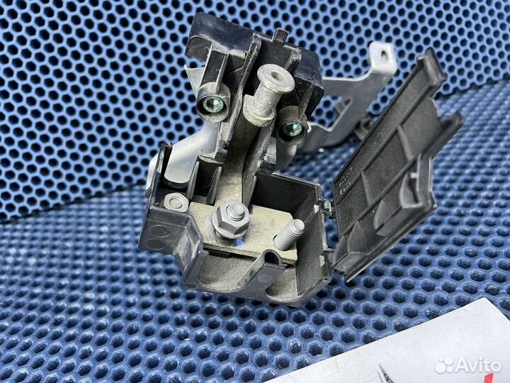 Клемма плюсовая Porsche Cayenne 955 Порш каен