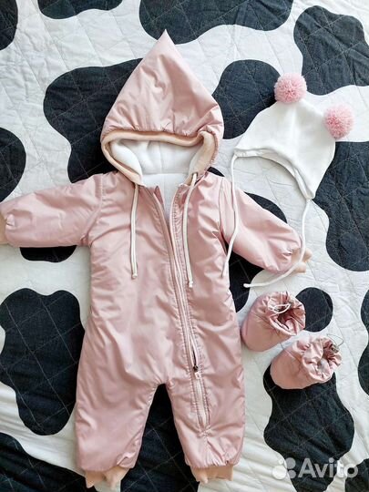 Продам детский демисезонный комбинезон