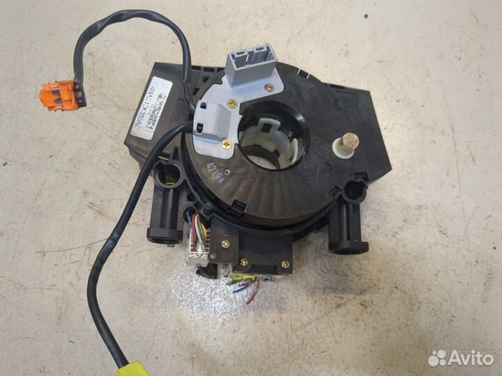 Шлейф руля Infiniti QX56, 2004