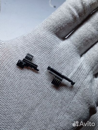 Nokia 6170. Фиксаторы механизма сложения