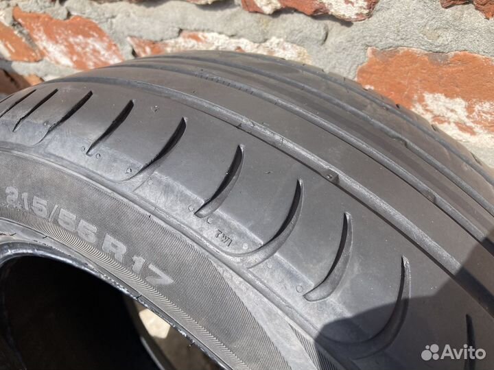 Viatti Strada Asimmetrico 215/55 R17