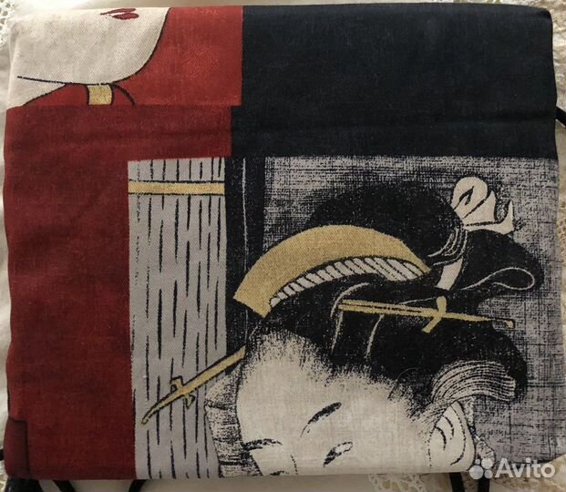 Подушка на паралоне 28х25 см