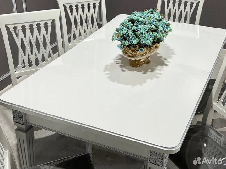 Стол и Стулья