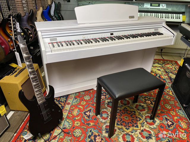 Цифровое пианино белое Artesia DP3 с банкеткой
