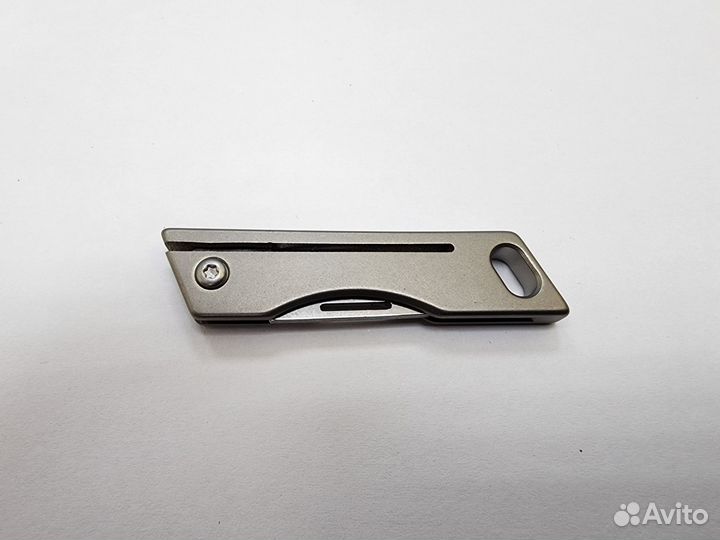 Нож из титанового сплава (наключник)