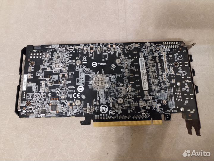 Видеокарта rx580 8Gb gigabyte