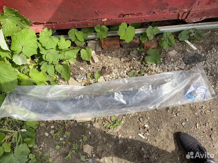 Дефлектор капота