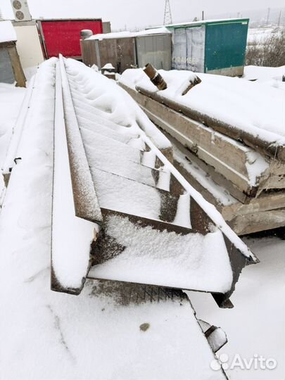 Металлическая лестница