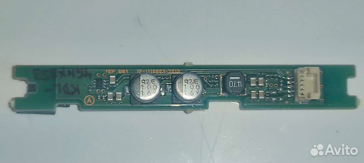 1-885-285-11 (1-733-050-11) 1P-1116803-2010