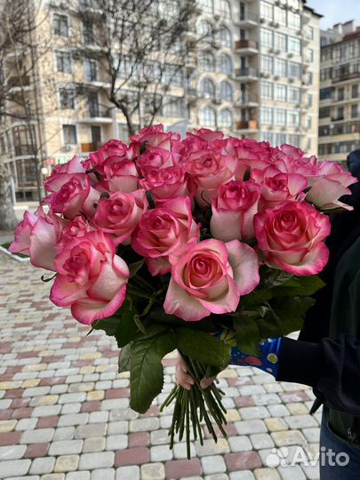 Доставка цветов и букетов