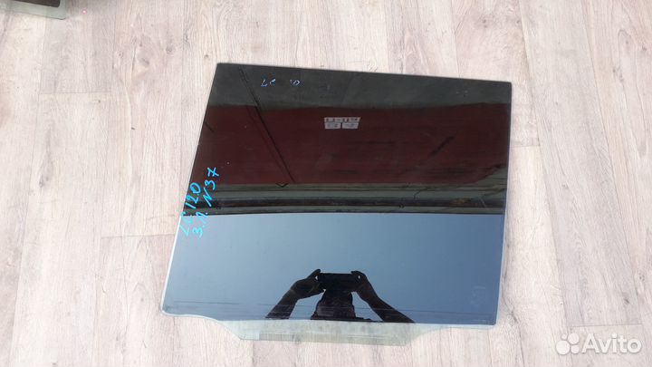 Стекло двери задней левой №37 Toyota Prado 120