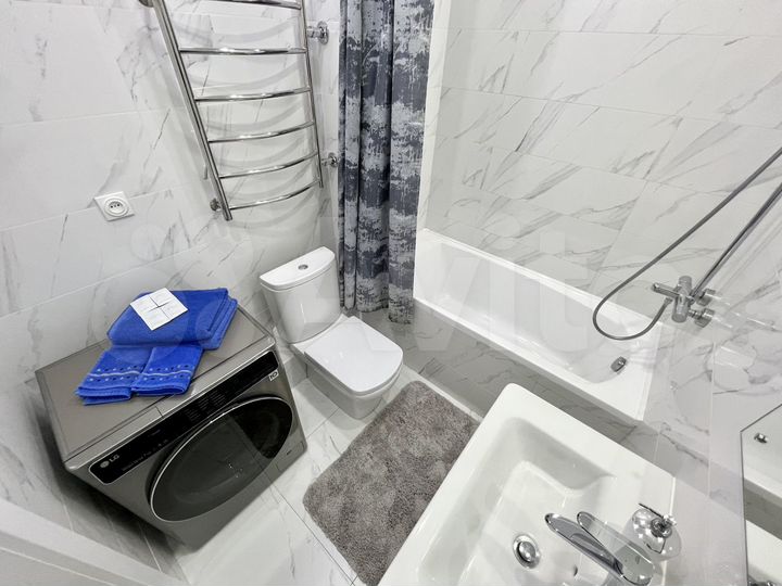 2-к. квартира, 49 м², 15/17 эт.