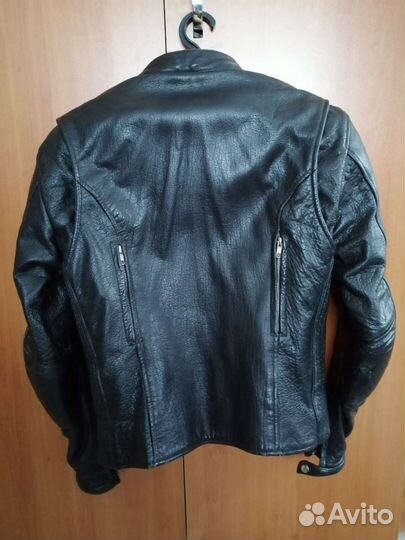 Мотокуртка женская