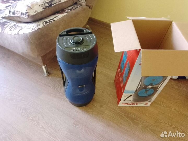 Блютуз колонка