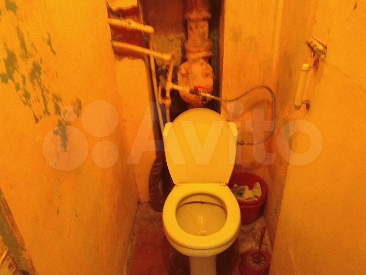 Комната 10 м² в 5-к., 5/5 эт.