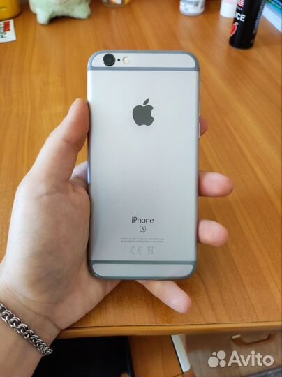 iPhone 6S, 32 ГБ