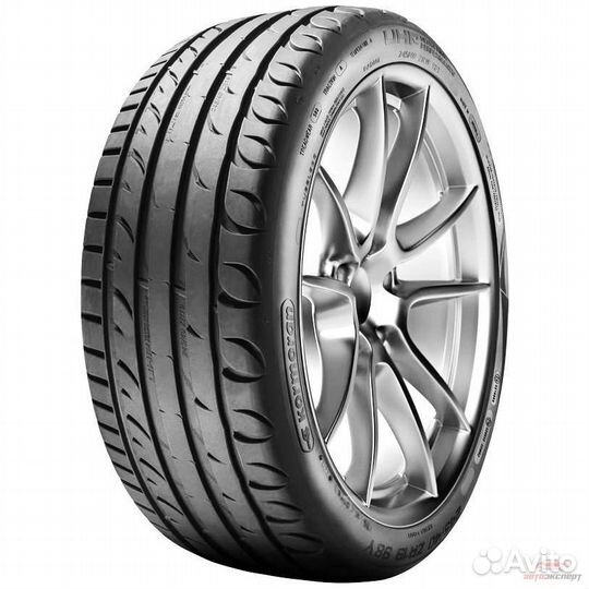 Kormoran Ultra High Performance 255/35 R18