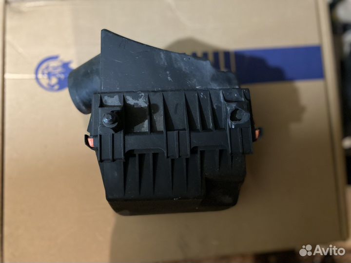 Корпус воздушного фильтра Opel Corsa D