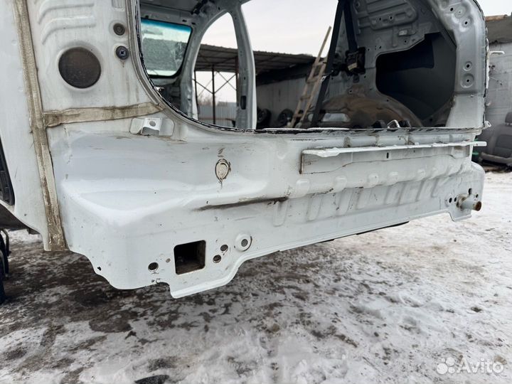 Задняя рамка кузова Kia Sportage 3 рест