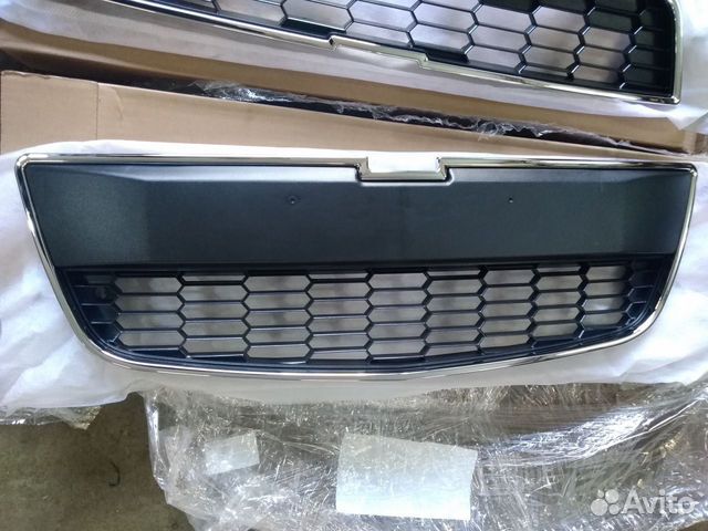 Решетка радиатора нижняя Chevrolet Aveo 2 T300 11+