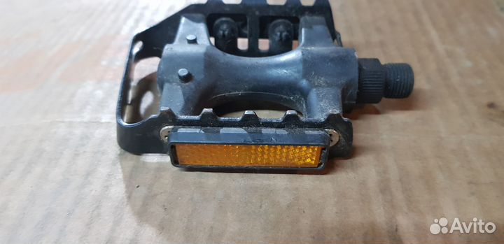 Только левая педаль Feimin 102x77 мм (FP-915)