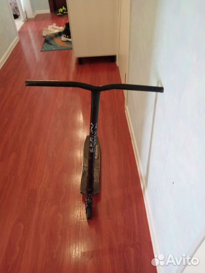 Трюковой самокат