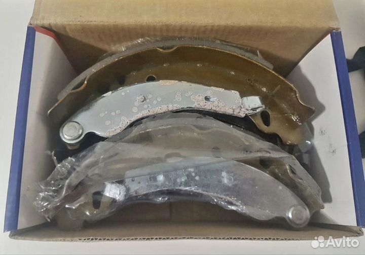 Тормозные колодки задние Logan Clio Dacia