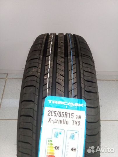 Tracmax X-Privilo TX5 205/65 R15 94H