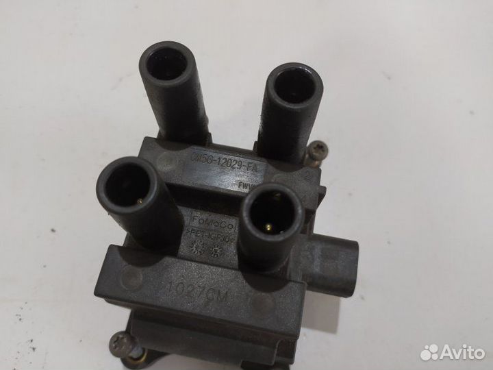 Катушка зажигания Ford Focus 3 (дорестайлинг) 1