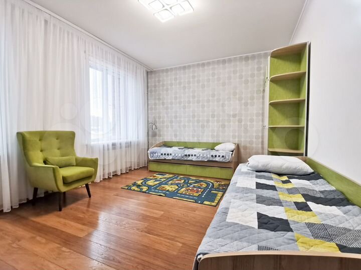 3-к. квартира, 100 м², 5/6 эт.