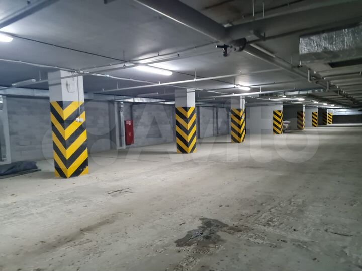 Машиноместо, 11 м²