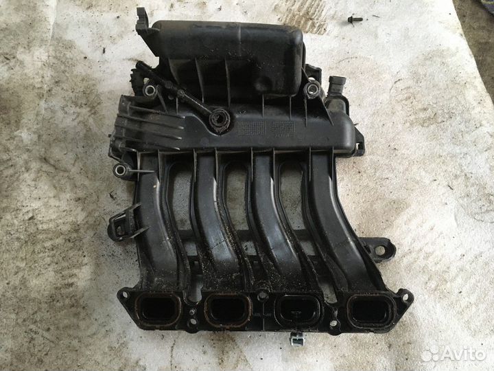 Коллектор впускной (Renault Megane)
