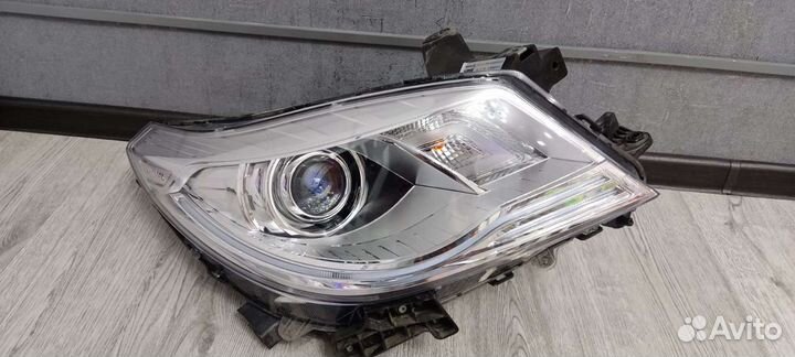 Фара головного света правая в сборе haval H9