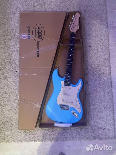 Электрогитара sqoe sest200 Stratocaster
