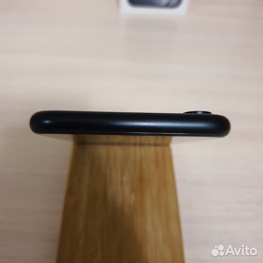 iPhone Xr, 128 ГБ