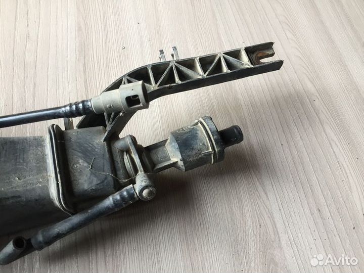 Абсорбер (фильтр угольный) Audi A4 B5 (1994—1999)