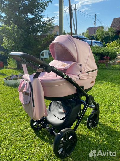 Детская коляска 3 в 1