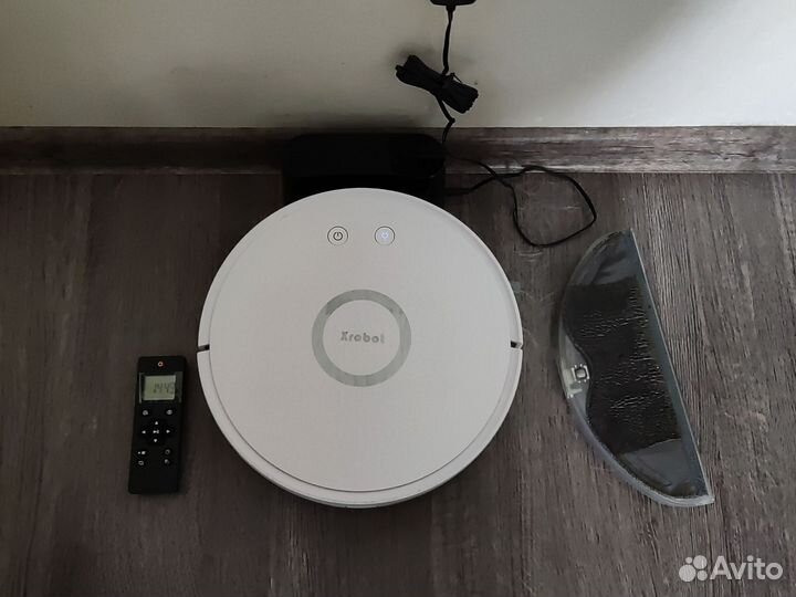 Робот пылесос xrobot