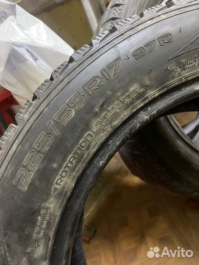 Nokian Tyres Hakkapeliitta R2 225/55 R17 97R