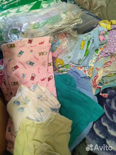 Детские вещи от 0 месяцев б. у. Чистое стираное