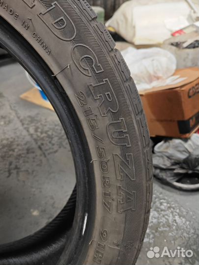Roadcruza Ice Powergrip 215/50 R17