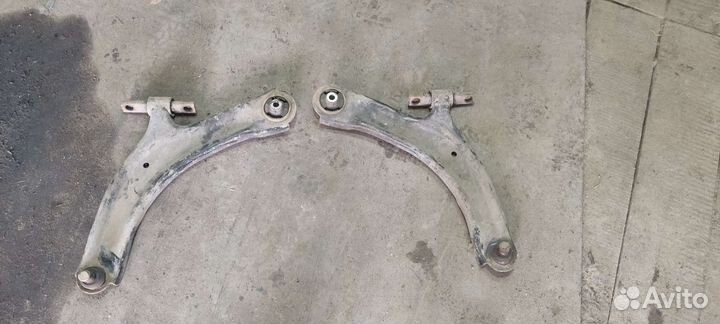 Рычаги подвески Qashqai