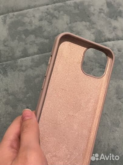 Чехол на iPhone 13